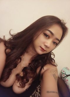 Bella Massage - puta in Jakarta Photo 10 of 17