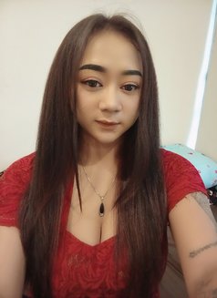 BelLa Massage - puta in Jakarta Photo 9 of 12