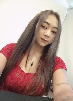 BelLa Massage - puta in Jakarta Photo 11 of 12