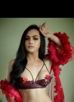 Bella Monika - Transsexual escort in Bangkok Photo 14 of 17