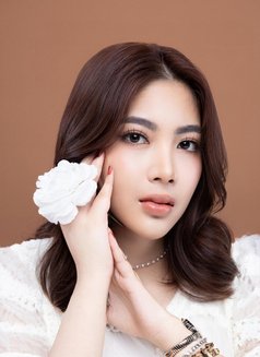 BELLA NEW COMER NATURAL BIG TITS - escort in Singapore Photo 11 of 19