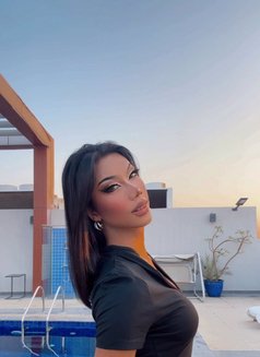 Bella big dick - Transsexual escort in Riyadh Photo 11 of 13