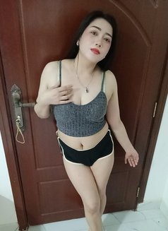 B2b Sex Nuru Massage incall outcal - puta in Muscat Photo 14 of 15