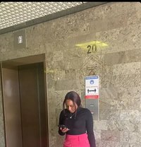 Bella Noir - escort in Batroun