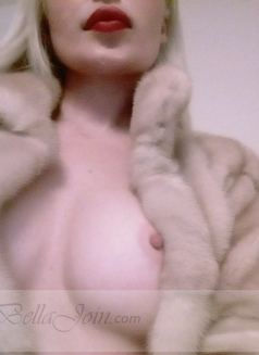 Bella - escort in Moscow Photo 20 of 27