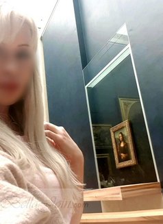 Bella - escort in Moscow Photo 22 of 27