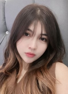 Bella Sex Service in BATAM - puta in Batam Photo 11 of 12