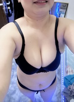 Bella Sexy Massage - masseuse in Dubai Photo 4 of 5