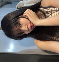 Bella - puta in Johor Bahru