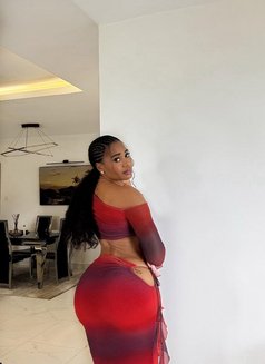 Bella - puta in Indore Photo 2 of 3