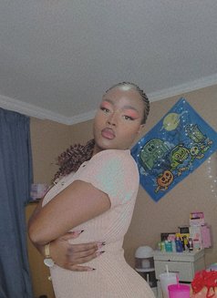 Bella - puta in Johannesburg Photo 2 of 2