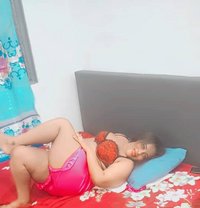 Bella - puta in Nairobi