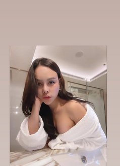 Bella🩷 - escort in Hong Kong Photo 2 of 4