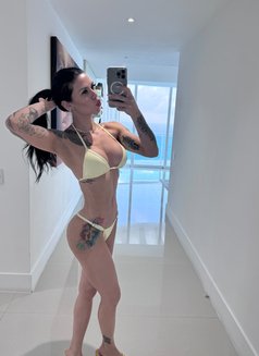Bella Star 69 - puta in Madrid Photo 9 of 12