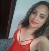 Bella XL - Transsexual escort in Malta