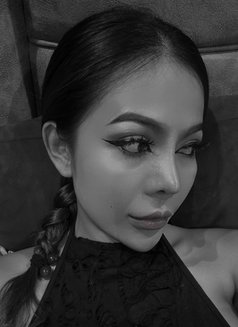 Bella - escort in Al Manama Photo 5 of 16