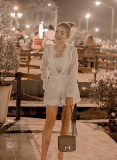 Bella - escort in Al Manama Photo 14 of 16