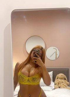 Bella - escort in Bangkok Photo 3 of 9