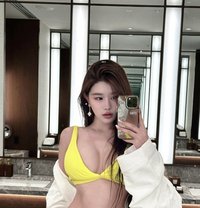 Bella - escort in Bangkok Photo 4 of 8