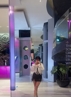 Bella - puta in Bangkok Photo 8 of 8