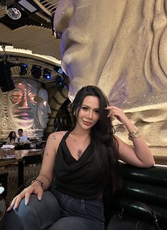 Bella - puta in Bangkok Photo 14 of 16