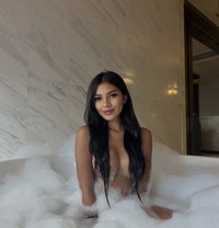 Bella - puta in Pattaya