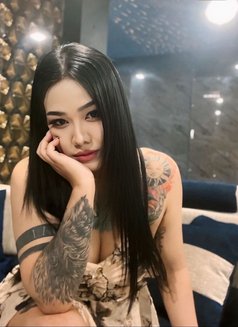 Bella - escort in Riyadh Photo 2 of 9