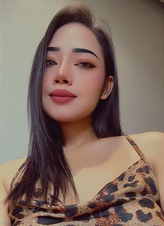 Bella - escort in Riyadh Photo 2 of 10