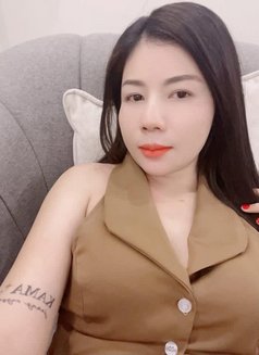 Bella - escort in Yerevan Photo 3 of 6