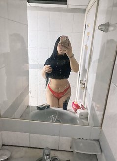Bella - Transsexual escort in Dubai Photo 14 of 21