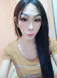 Bella - Acompañantes transexual in Muscat Photo 2 of 6