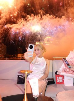 Bella - Transsexual escort in Hong Kong Photo 1 of 28