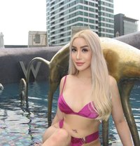 Bella - Transsexual escort in Bangkok Photo 11 of 29