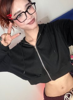 Bella the Beauty - Transsexual escort in New Delhi Photo 19 of 20