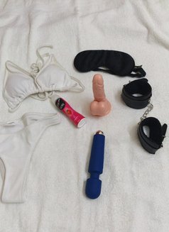 HALLA THE HORNY BITCH QUEEN - escort in Jeddah Photo 2 of 5