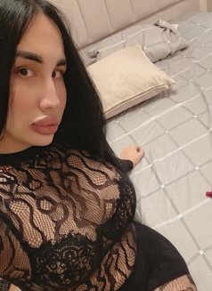 Zalina - Transsexual escort in İstanbul Photo 5 of 26