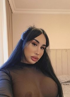 Zalina - Transsexual escort in İstanbul Photo 6 of 26