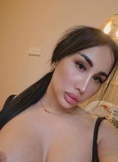 Zalina - Transsexual escort in İstanbul Photo 9 of 26