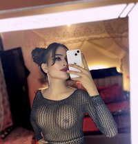 🫦BELLA -VERS - Transsexual escort in New Delhi Photo 9 of 10