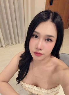 Bella versatile and good massage - Transsexual escort in Riyadh Photo 5 of 12