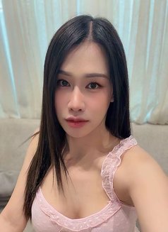 Bella versatile and good massage - Transsexual escort in Riyadh Photo 10 of 12