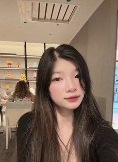 Bella - escort in Bandar Seri Begawan Photo 1 of 6