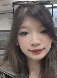 Bella - escort in Bandar Seri Begawan Photo 2 of 6