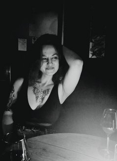 Bella30 - puta in Marseille Photo 10 of 12