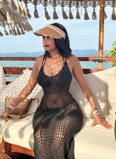 Bellah - puta in Bali Photo 3 of 5