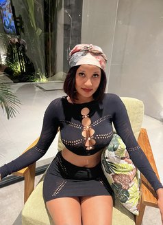 Bellah - escort in Bali Photo 6 of 6