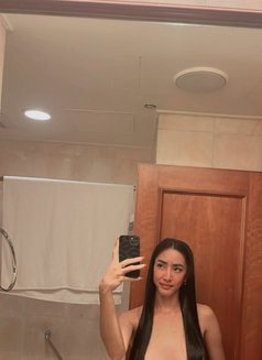 Belle 27( fully functional ) - Transsexual escort in Hong Kong Photo 28 of 30
