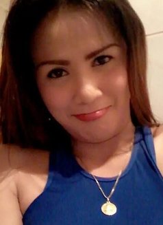 Belle - escort in Davao Photo 3 of 7