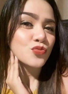 Belle - escort in Davao Photo 5 of 7