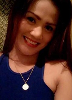 Belle - escort in Davao Photo 6 of 7